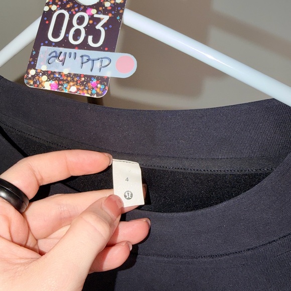 83. Lululemon Perfectly Oversized Cropped Crew *Softstreme in Black - Picture 5 of 6
